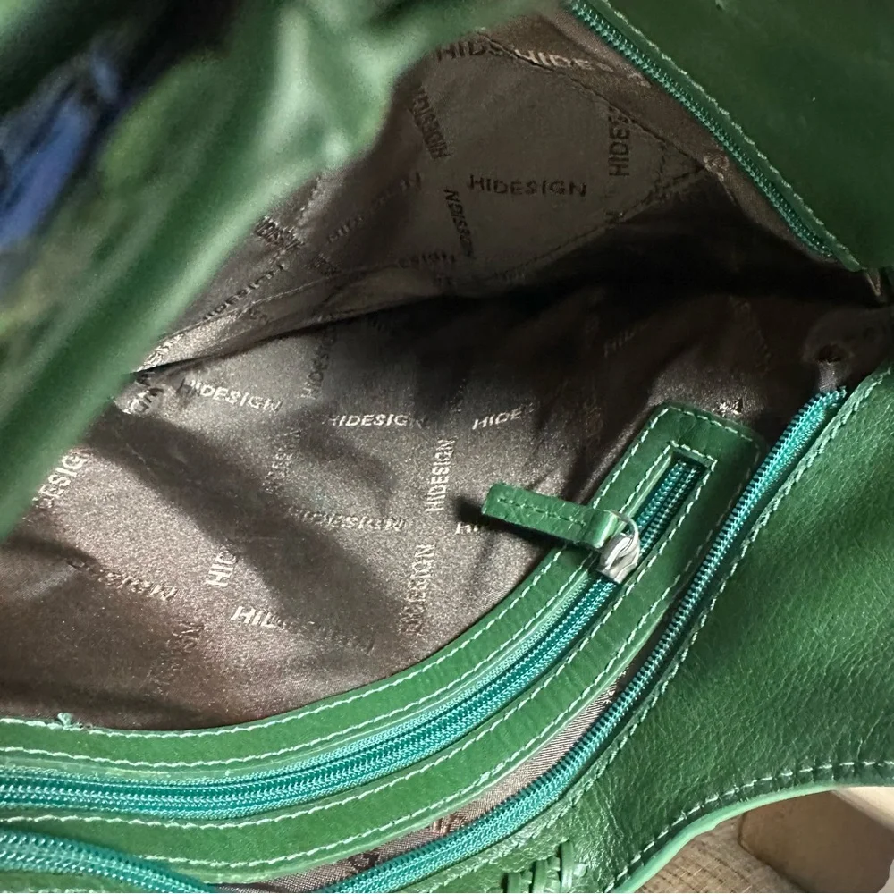 Hidesign Leather Shoulder Bag | Emerald Green Croc Embossed Y2K Purse